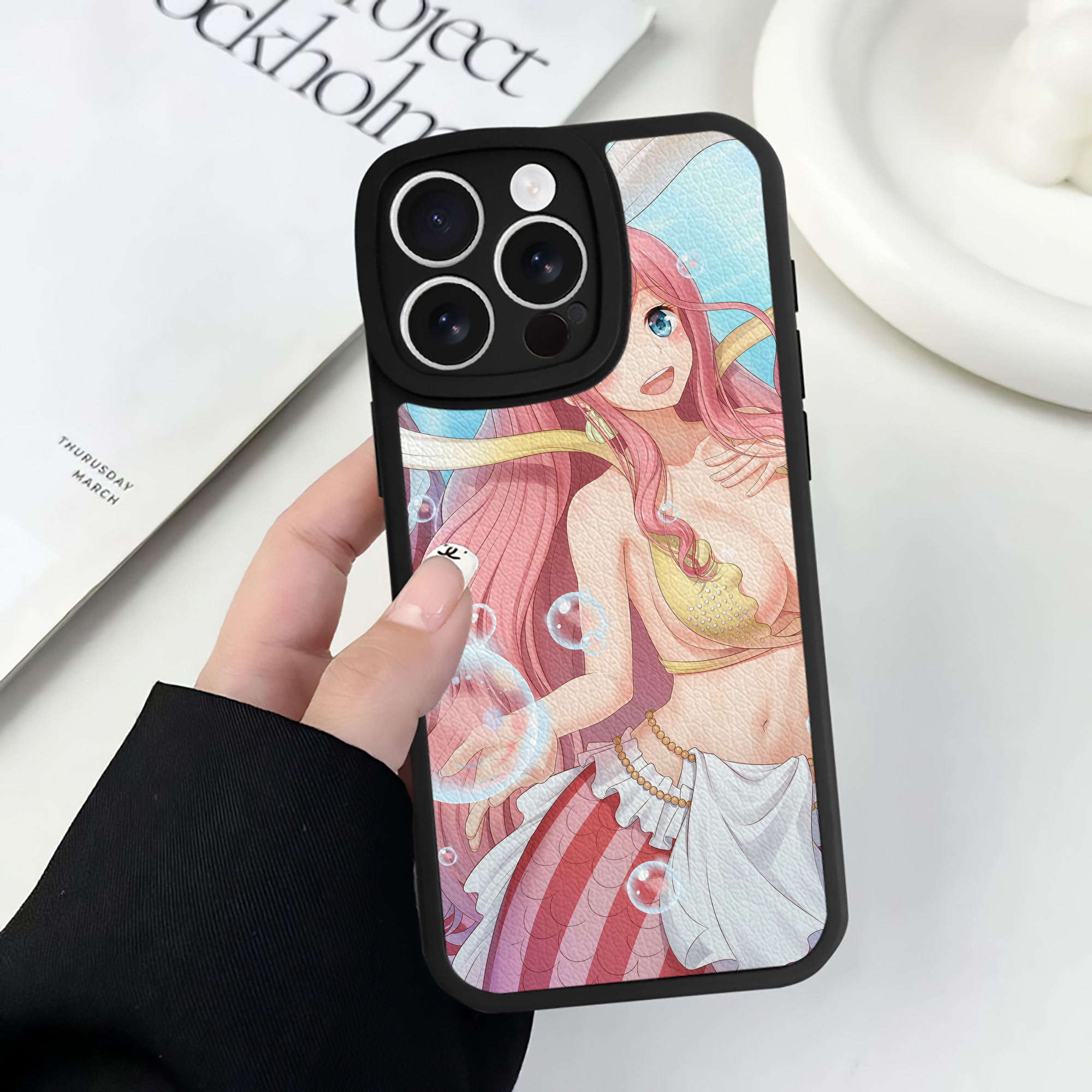 （画像用） ワンピース ONE PIECE 【iPhone 16シリーズ対応】シリコンスマホケース（レザー調） 材質：シリコン